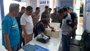 25Kg Kokain Yang Terdampar Di Pantai Selayar Diduga Dari Filipina