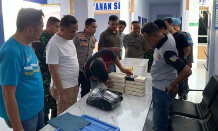 25Kg Kokain Yang Terdampar Di Pantai Selayar Diduga Dari Filipina