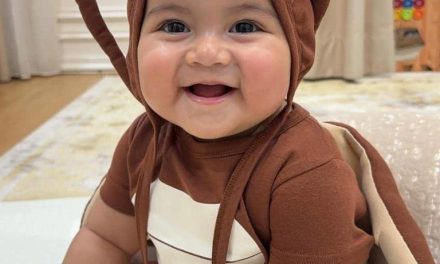 Aisyah Cosplay Kecoak, Imutnya Bikin Semua Tersenyum!