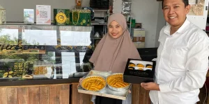 Menengok Produksi Pie Nanas Tanpa Selai Khas Kota Blitar