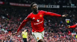 Gol Penentu Kobbie Mainoo Bikin Manchester Sorak Kemenangan