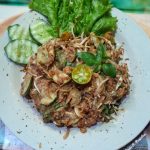Lezatnya Karedok, Kuliner Khas Sunda Yang Bikin Ketagihan