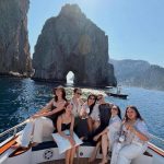 Healing Ke Italia, Enzy Storia & Teman-Teman Stylish Naik Yacht