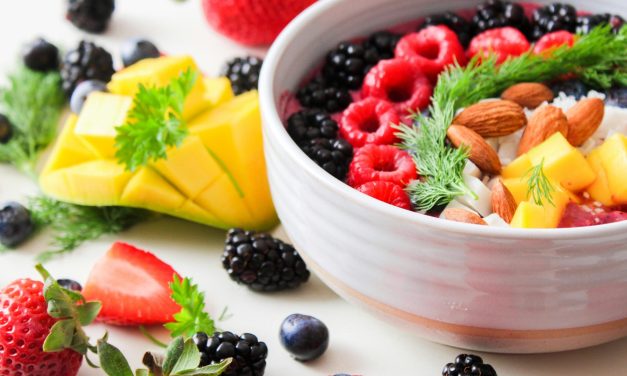 Jangan Salah! Ini Cara Makan Buah Yang Efektif Untuk Diet Sehat