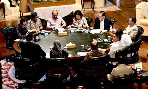Bahas Ekonomi Nasional, Prabowo Undang DEN Ke Hambalang