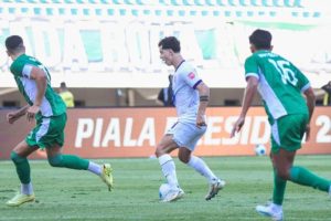 Port FC Menang Dramatis, Sarawut Persembahkan Untuk Pemain