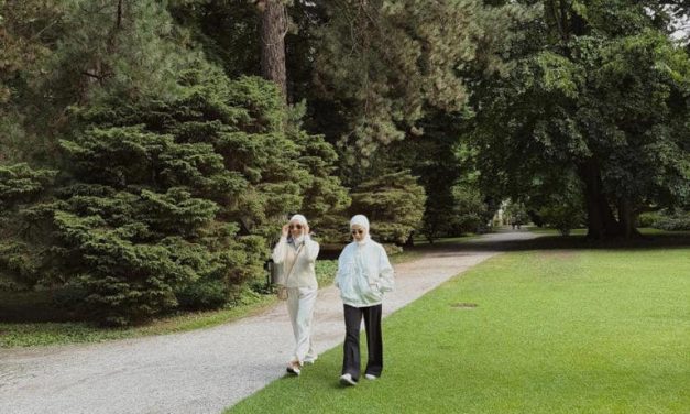 Charming Banget! Nikita Willy Liburan Santai Di Kota Innsbruck
