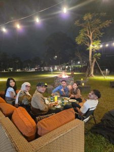 Suasana Hangat Liburan Prilly Latuconsina, Keluarga Dan Omara