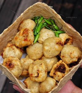 Olos Khas Tegal, Gorengan Pedas Sederhana Bikin Ketagihan