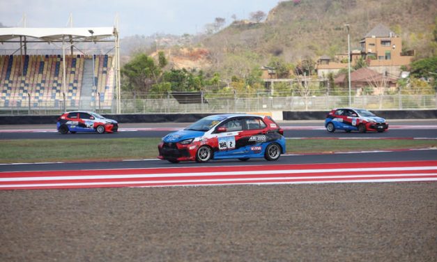 Hasil Maksimal! GR Garage Auto2000 Raih Podium Di Mandalika