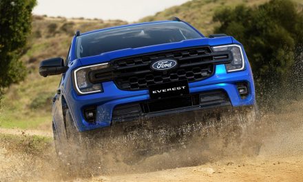 SUV Premium! Intip Keunggulan Ford Everest Platinum 3.0L V6