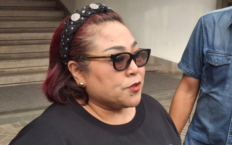 Bikin Kaget! Nunung: Alasan Absen Di Pernikahan Andre Taulany